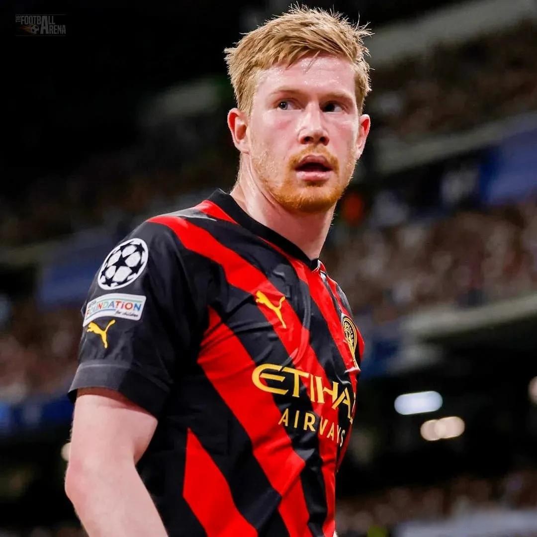 包含尤文险胜热刺，德布劳内梅开二度德甲的词条