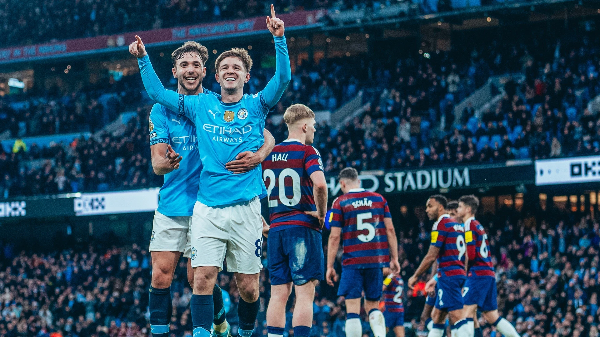 华体会网址-曼城绝杀切尔西，阿扎尔乌龙送礼世界杯的简单介绍