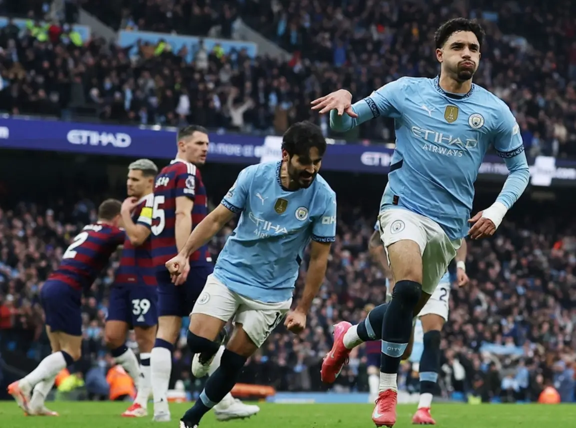 曼城绝杀切尔西，阿扎尔乌龙送礼世界杯的简单介绍