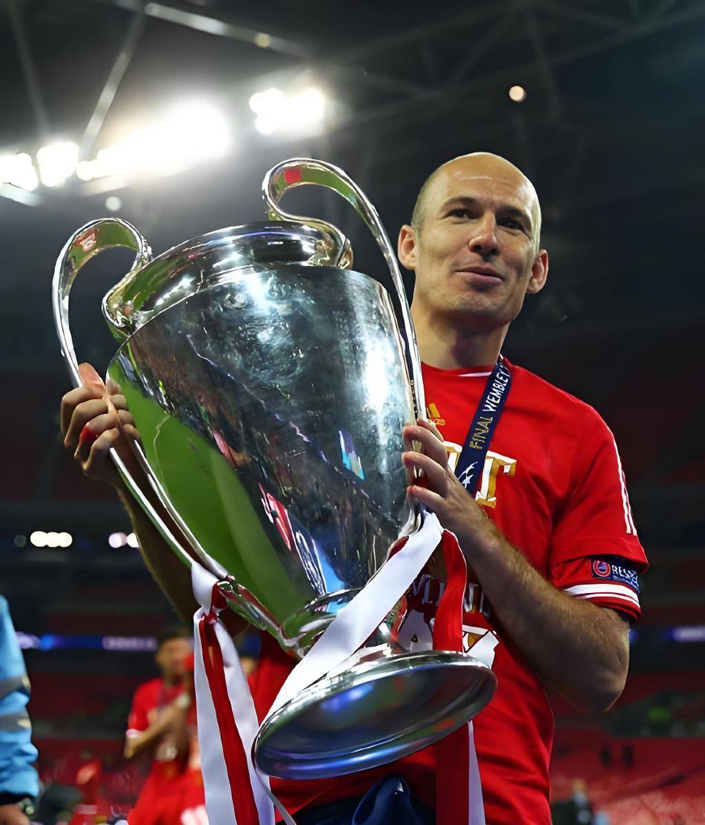 皇马血洗切尔西,罗本惊艳世界 皇马血洗切尔西,罗本惊艳世界