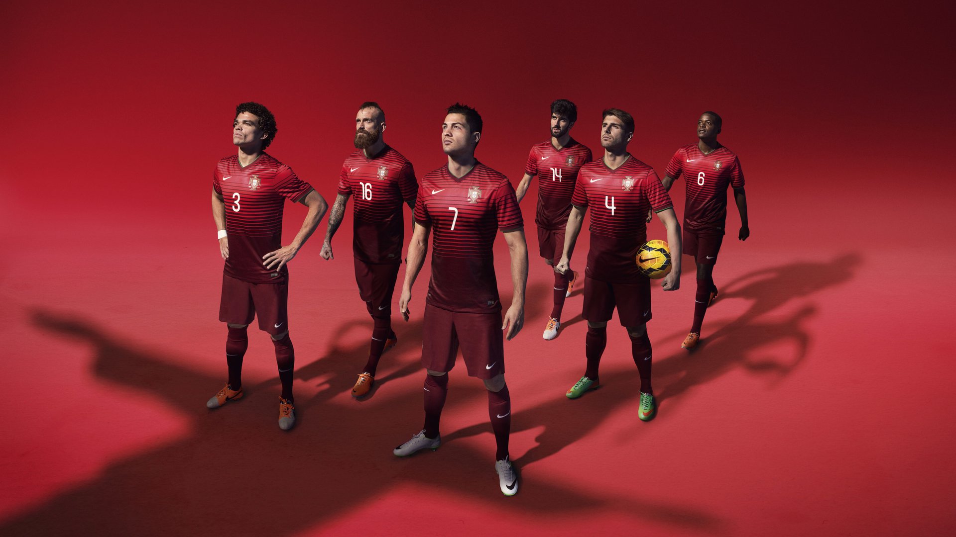 华体会登录-克莱·汤普森的救赎之旅，抢七夜率快船掀翻勇士王朝